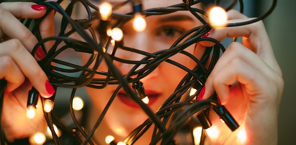 Święta pod kontrolą: smart gniazdka do lampek, dekoracji i iluminacji domu
