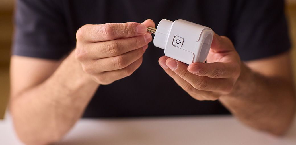 Jakie smart gniazdko Wi-Fi wybrać: pomiar energii, aplikacja i bezpieczeństwo