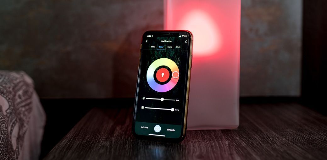Technologia w służbie komfortu — dlaczego warto wybrać inteligentną lampkę nocną?