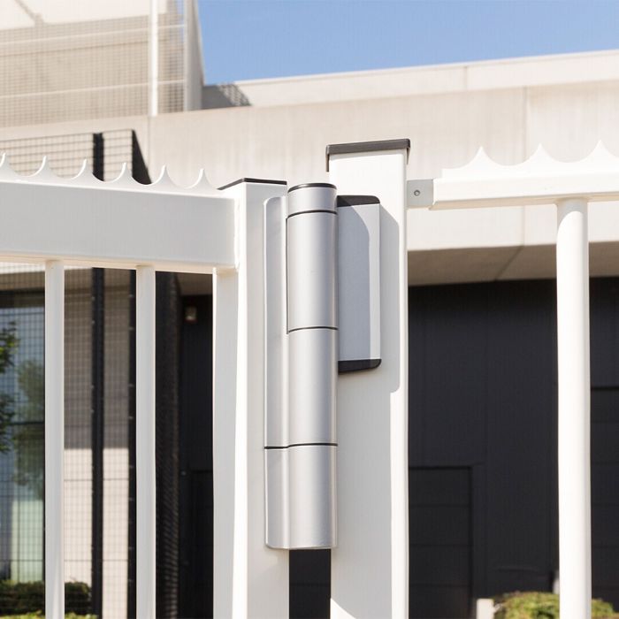 Bardzo mocny hydrauliczny samozamykacz i zawias w jednym Mammoth