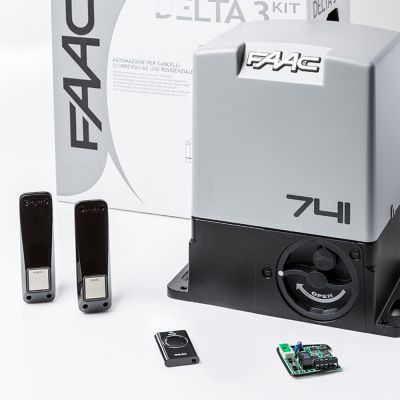 DELTA 3 &ndash; zestaw FAAC 741 do bram przesuwnych o maksymalnej wadze do 900 kg, pilot XT4 868