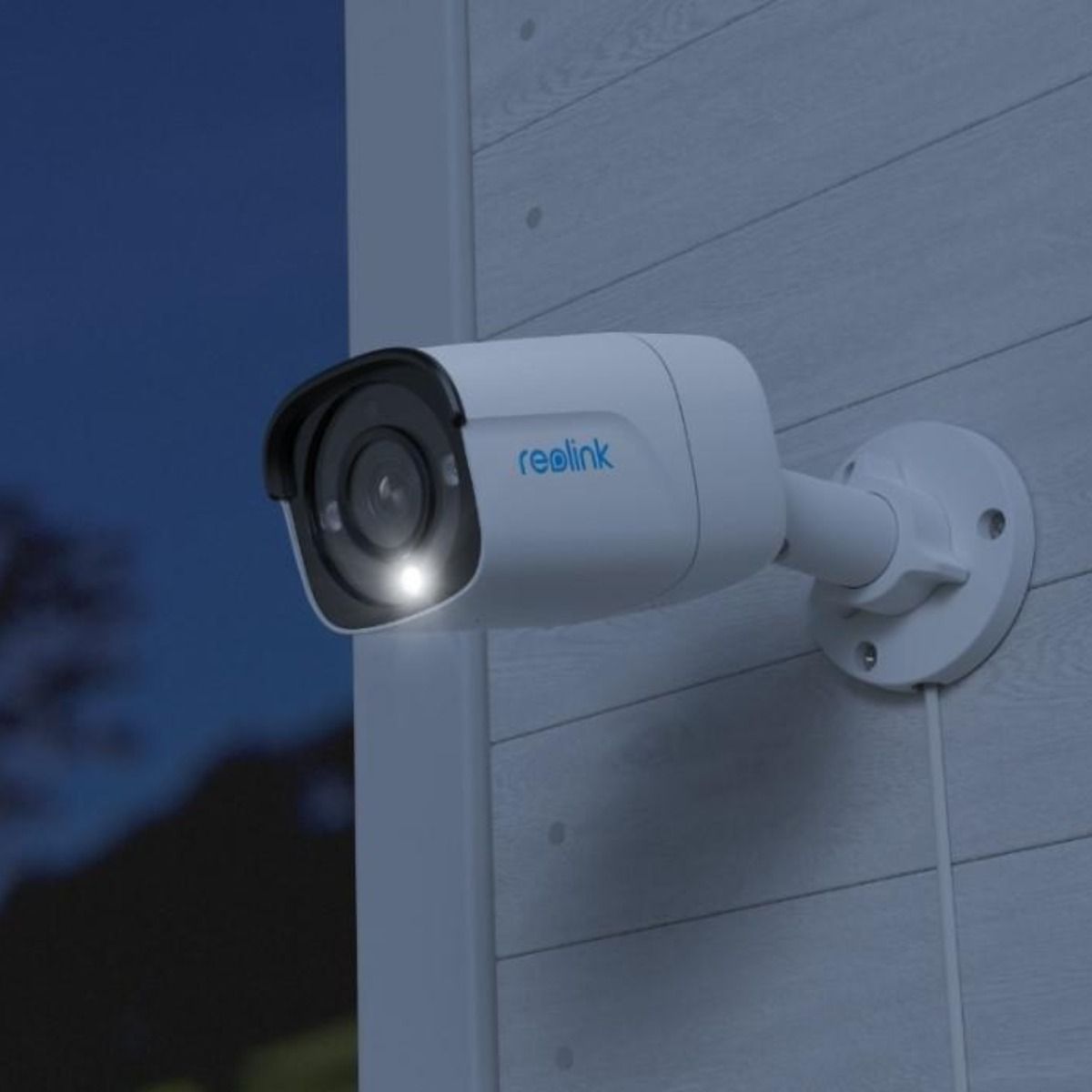 4 kamery zewnętrzne Reolink P340 POE 12MP 4mm w zestawie z rejestratorem 8-kan Reolink NVS8 (z dyskiem 2TB)