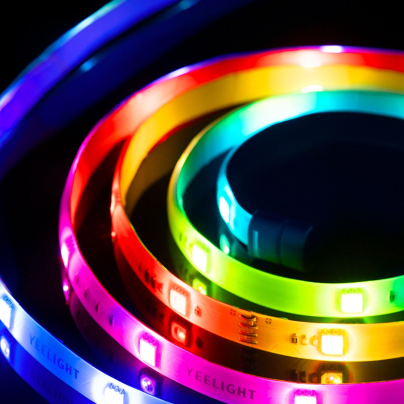 Inteligentna taśma LED Yeelight Lightstrip Pro - o długości 2m