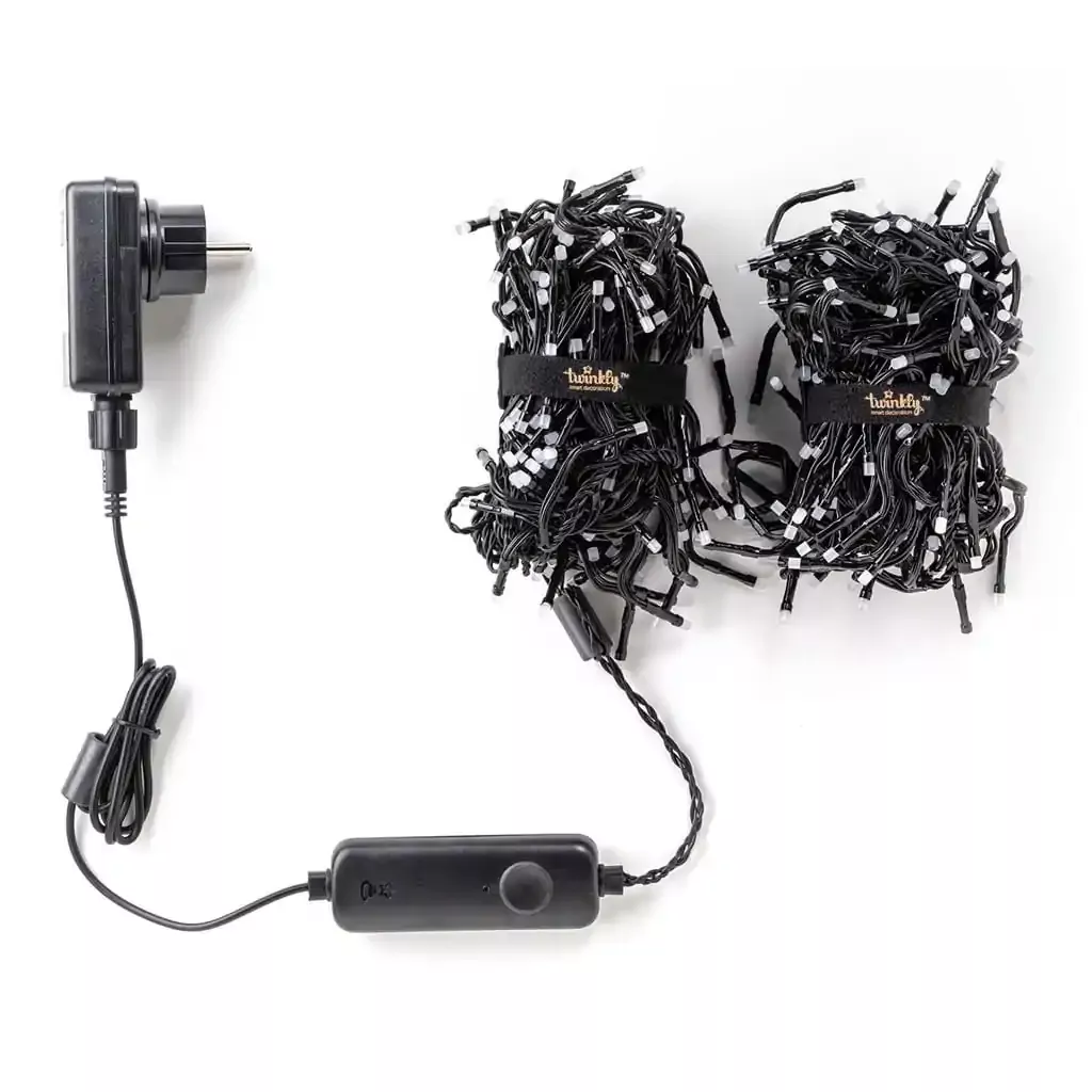 Inteligentne oświetlenie Twinkly Strings 400 Led RGB black wire/Plug F (EU type)