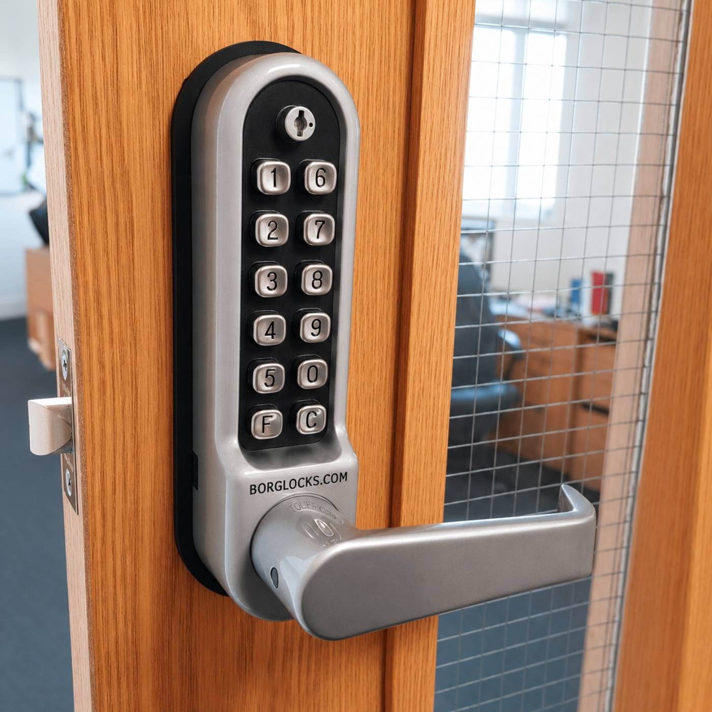 Metalowy zamek bramowy Borg Locks BL5401 ECP - jednostronny z klamką, klawiaturą ECP i zatrzaskiem 60 mm