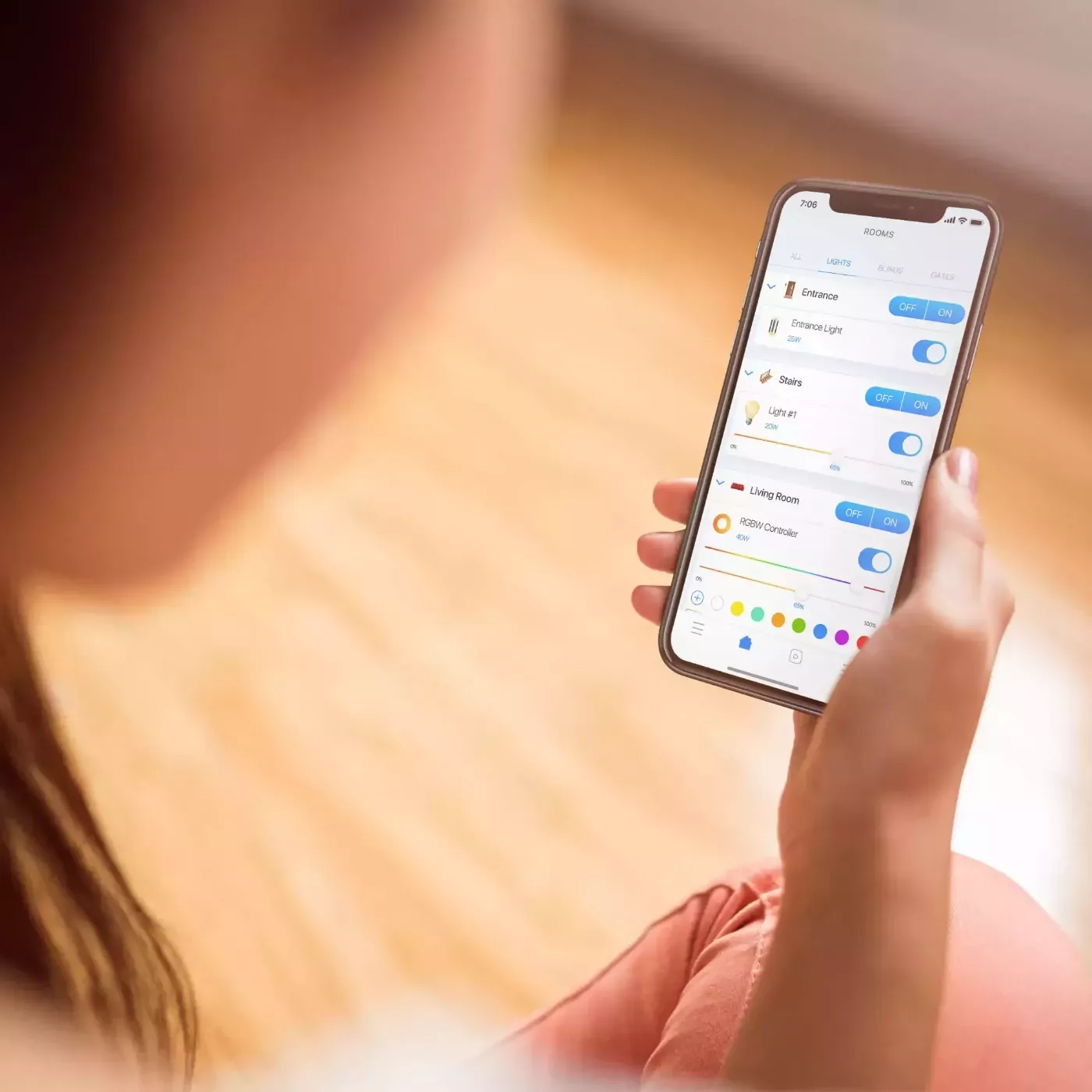 Zestaw inteligentnego sterowania ogrzewaniem podłogowym z centralą Fibaro i 3x głowicą FGT-001 + 3x MCOHOME MH7H-WH biały