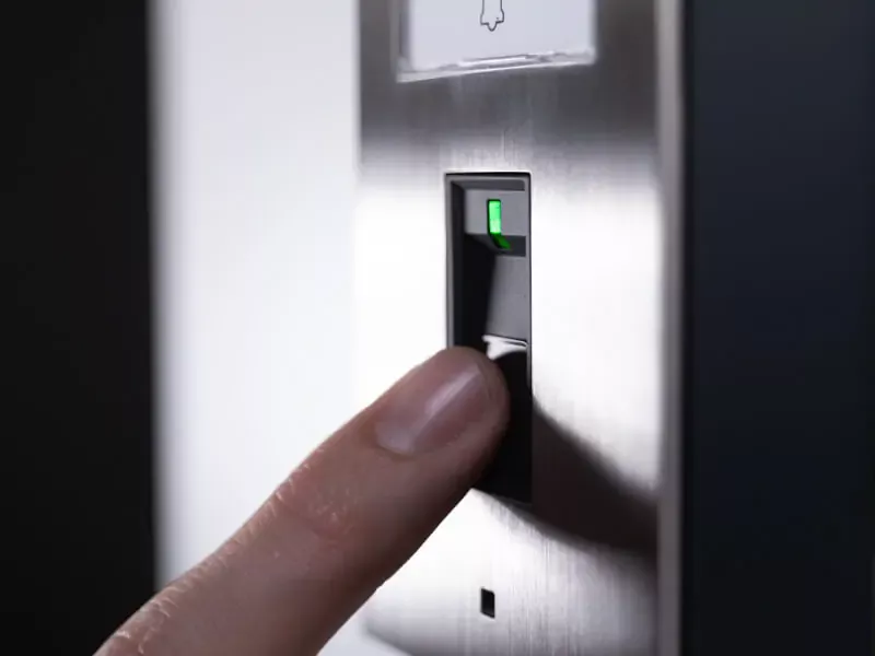 Wideodomofon IP DoorBird D1102FV z czytnikiem linii papilarnych (PoE / WiFi) (montaż podtynkowy, sterowanie elektrozaczepem) stal nierdzewna V2A, szczotkowana