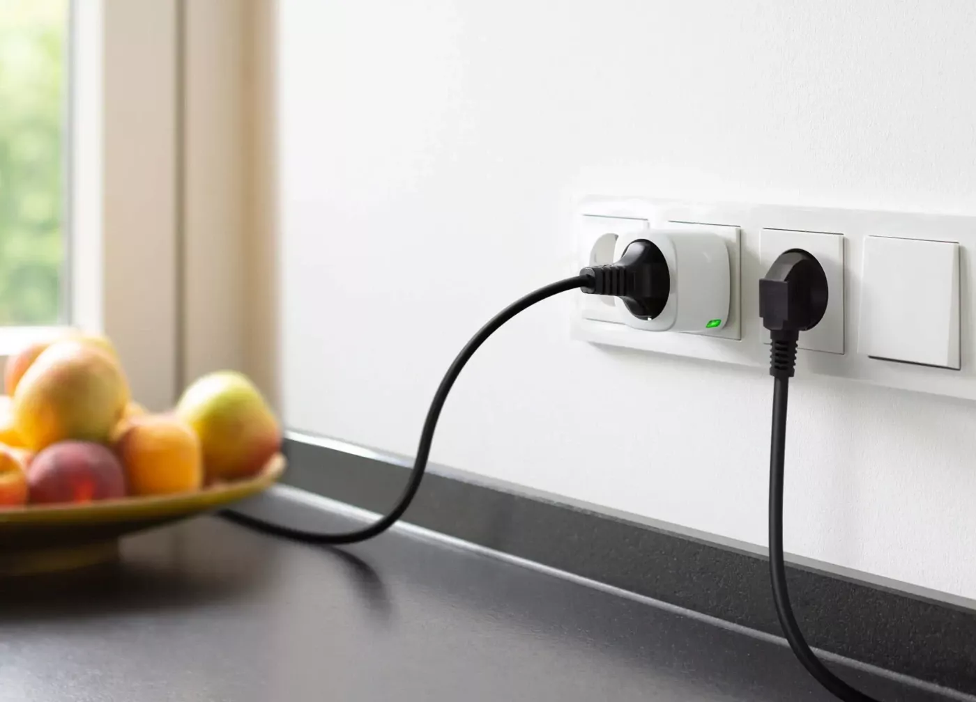 Eve Energy - inteligentne gniazdo elektryczne z funkcją pomiaru zużycia energii (zgodność Matter)