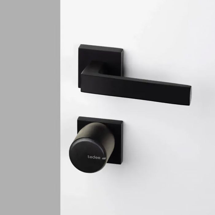 Inteligentny zamek Tedee Lock PRO – inox Inteligentny zamek Tedee Lock PRO – inox