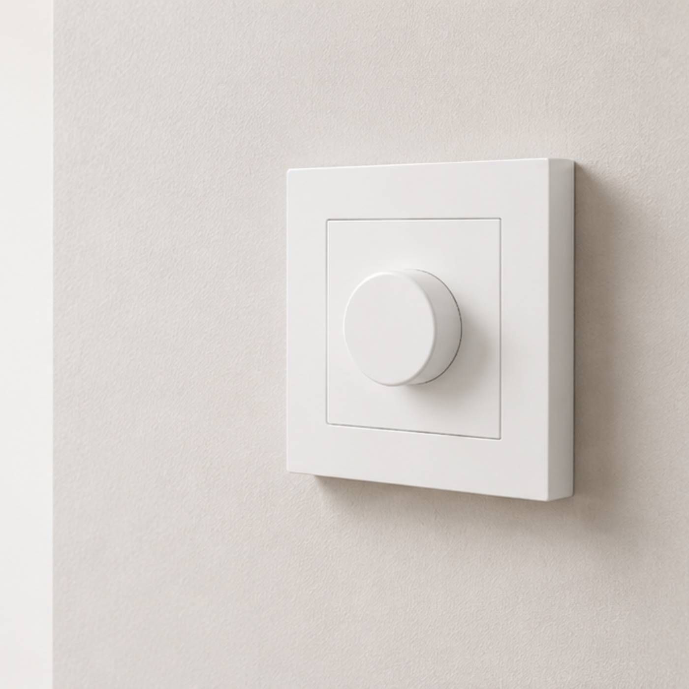 Obrotowy sterownik oświetlenia Heatit Zig Dim - Zigbee, 250 W, biały RAL 9003