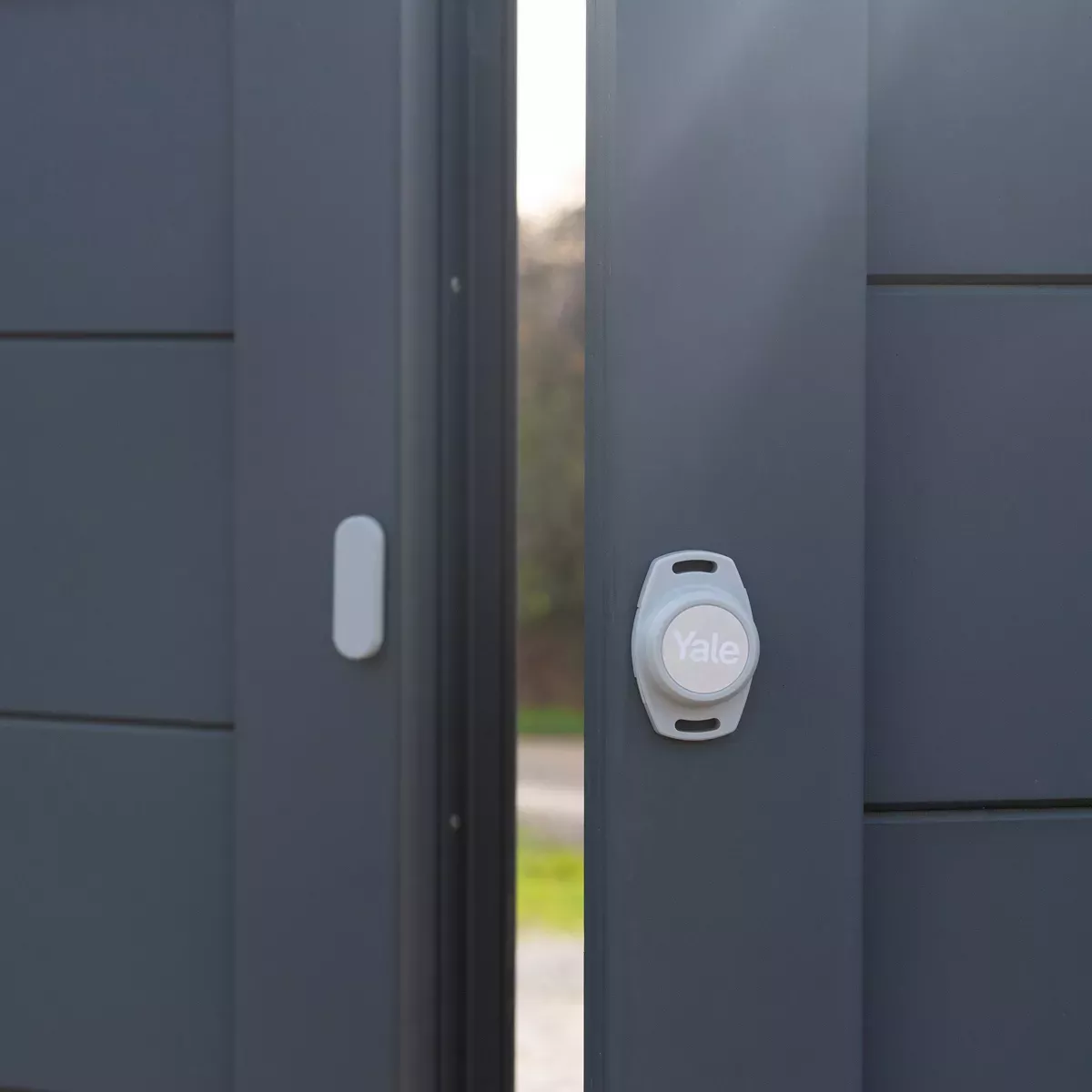 Inteligentny sterownik do bram Yale Smart Opener - Gate