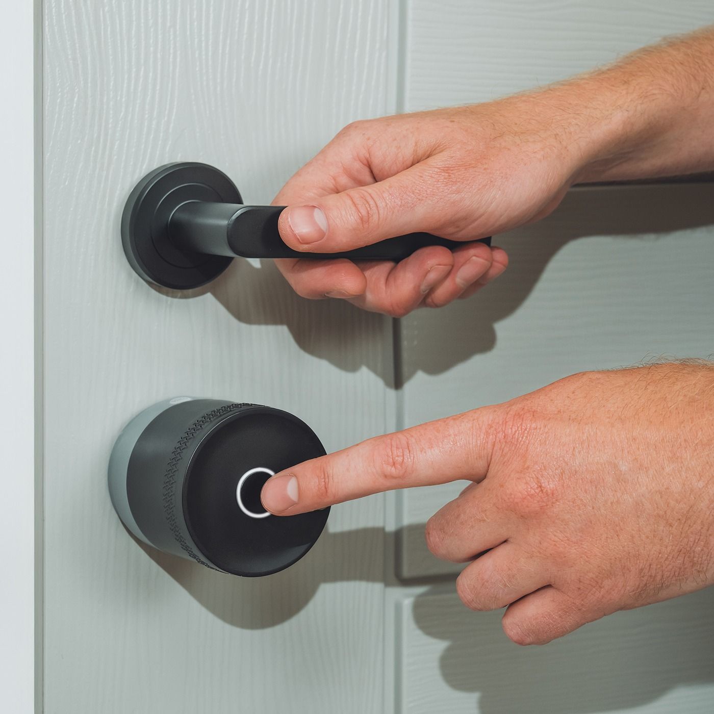 Inteligentny zamek Yale Linus L2 LITE - czarny 