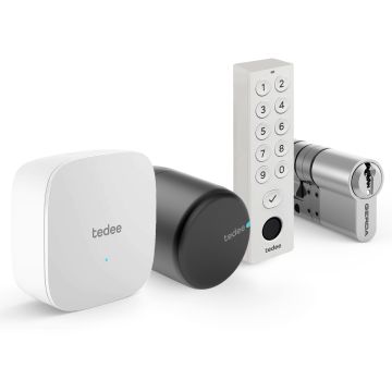 Inteligentny zamek Tedee Lock PRO (grafitowy) w zestawie z mostkiem wkładką modułową SLR 30-61/37-68 mm (typ C) oraz białą klawiaturą Tedee 2.0