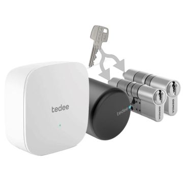Inteligentny zestaw "góra dół jeden klucz" Tedee Lock Pro grafitowy + mostek + 2x wkładka modułowa Gerda SLR 30-61/30 mm (typ A)