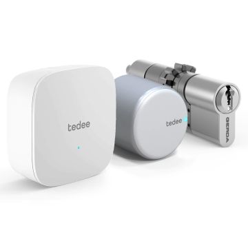 Inteligentny zamek tedee Lock GO2 TLV2.0A-PL w zestawie z mostkiem i wkładką modułową SLR 30-61/37-68 mm z zębatką (typ D)