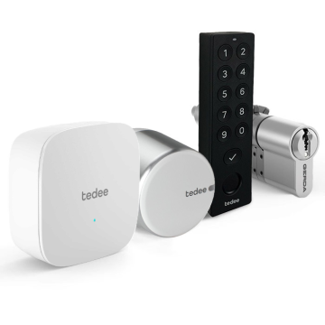 Zestaw inteligentny zamek Tedee Lock GO2 (aluminium) srebrny z białym przyciskiem + Tedee Bridge Wi-Fi + wkładka Gerda SLR 30-61/37-68 mm z zębatką (typ D) + czarna klawiatura Tedee 2.0 TKV2.0B PRO
