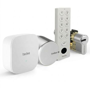 Inteligentny zamek Tedee Lock GO2 - aluminium, srebrny, z białym przyciskiem + Tedee Bridge + biała klawiatura Tedee 2.0 + wkładka EXXO SMART MZ 61/61, z zębatką