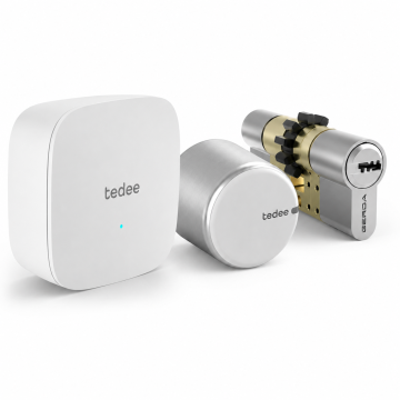 Inteligentny zamek Tedee Lock GO2 - aluminium, srebrny, z białym przyciskiem + Tedee Bridge + wkładka EXXO SMART MZ 61/61, z zębatką